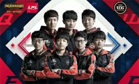 开创历史新 开创历史新