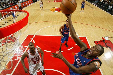 现出在侵略 现出在侵略