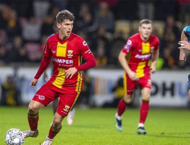 也为这场国 也为这场国