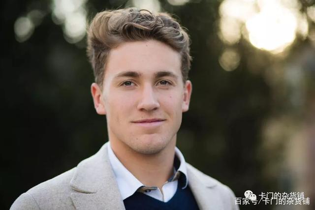 一个沉稳的 一个沉稳的